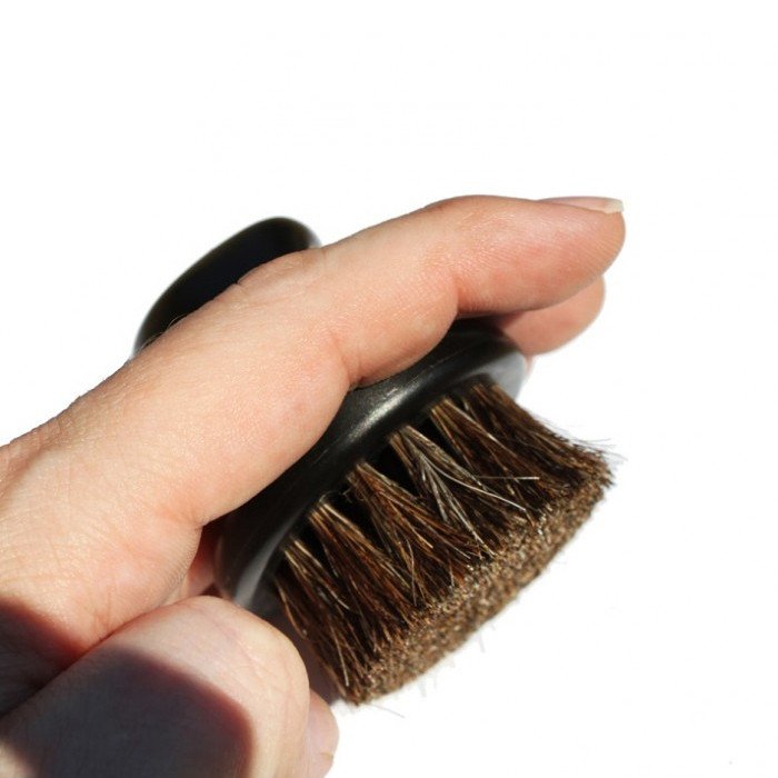 Irving Barber Co. Knuckle Fade Brush - Black
