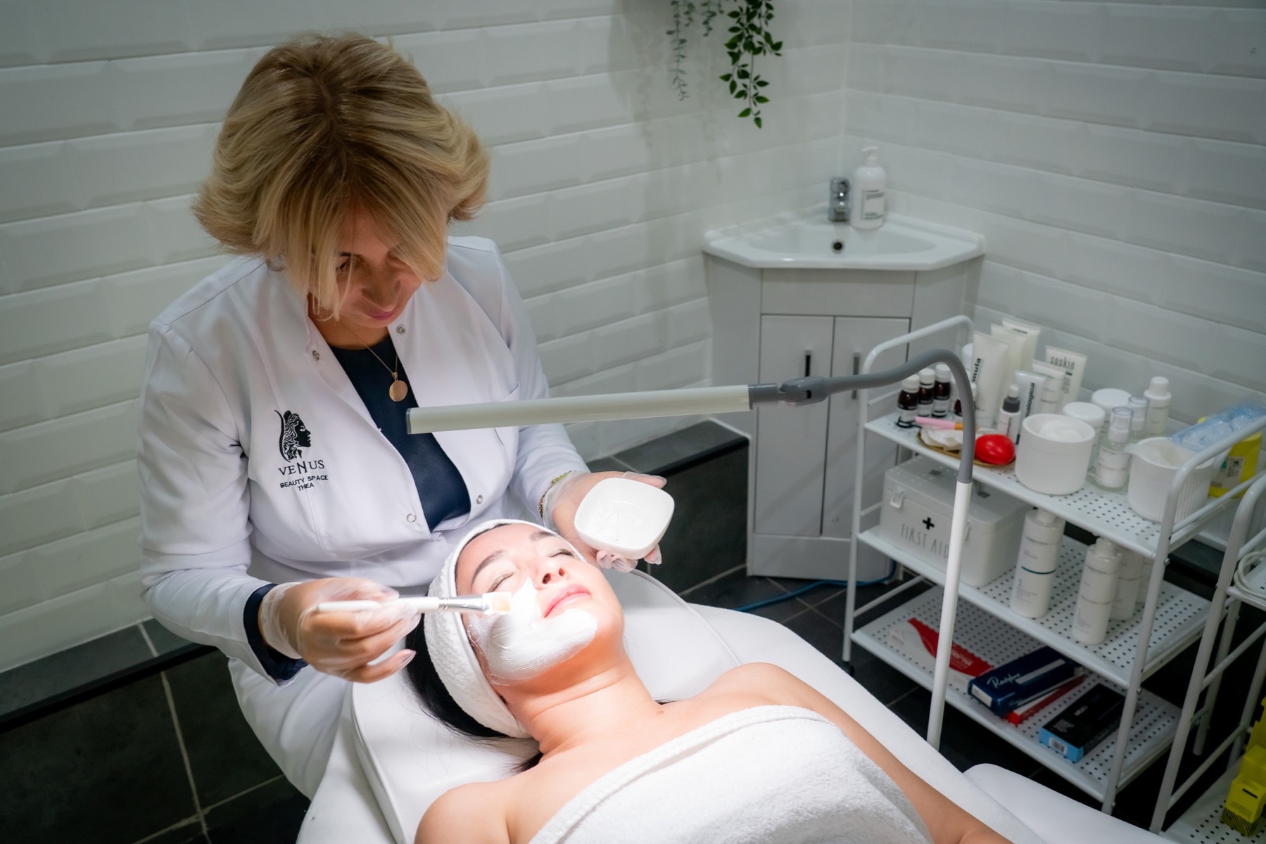 The Daylight Company UnoPro Floor Lamp